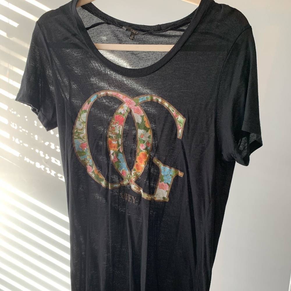 Obey graphic tee.